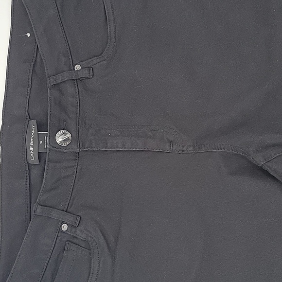 Lane Bryant Black Denim Stretch Capris NWOT - Picture 4 of 15